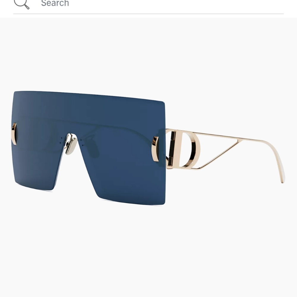 Chic Black Oversized Sunglasses